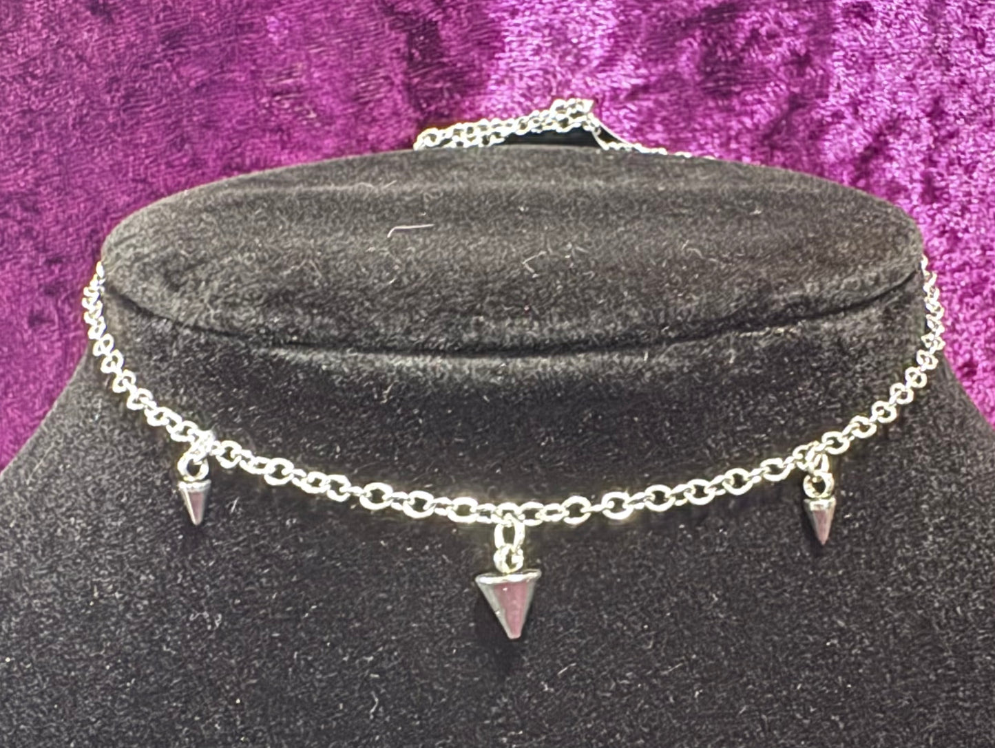 Tiny Spikes Necklace