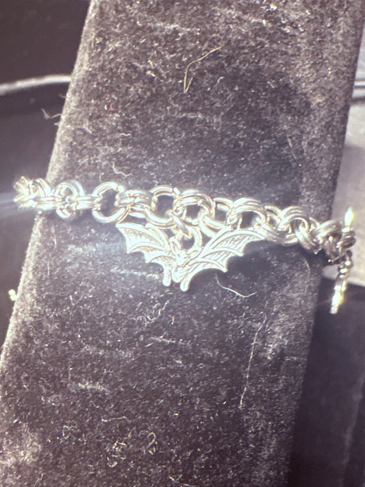 Frikn Bats